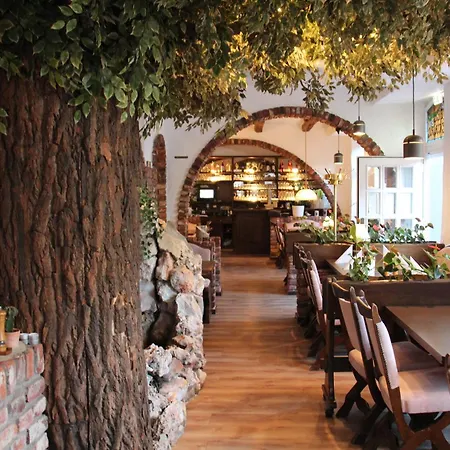 Restaurant Adria Kroatien Szálloda Bad Ems